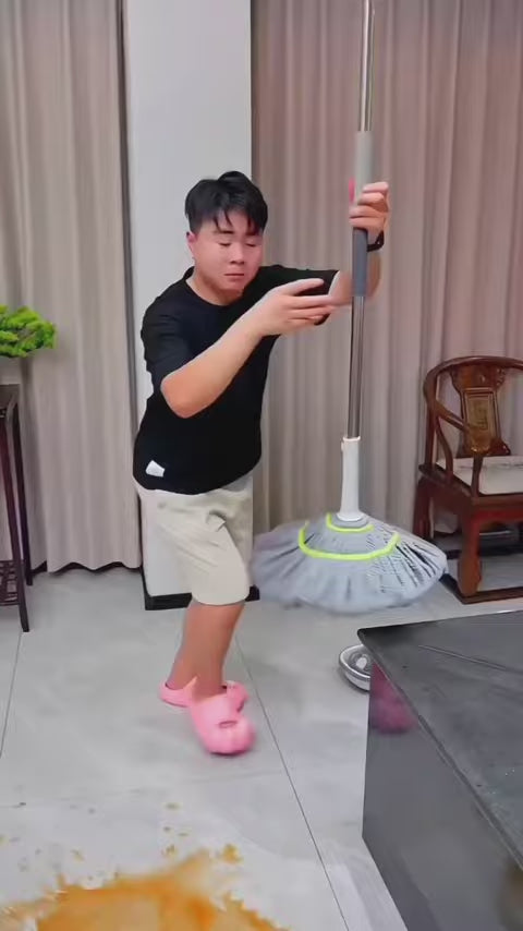 Urban Crave Self Wringing Twist Mop